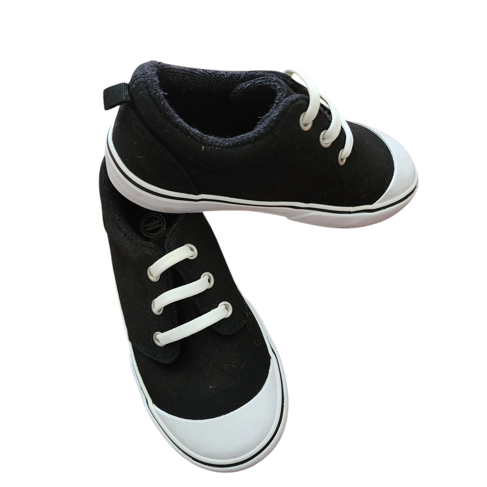 Wonder Nation Black and White Sneakers Classic Design